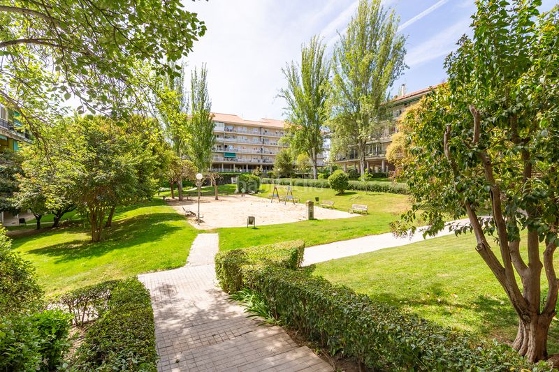 Foto 48956347-e0b3-437e-ba8e-d44264ad6731. Pis amb calefacció aparcament a Parque Coimbra Móstoles