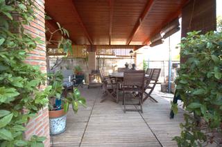 Casa en Guardia de Jan (La). Chalet independiente con piscina para familia grande