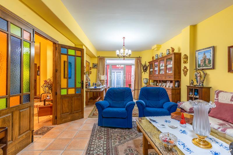 Foto ce452952-4bc0-4fe0-9410-8542bbd49959. Casa a schiera con riscaldamento parcheggio in Casco Antiguo Talavera de la Reina