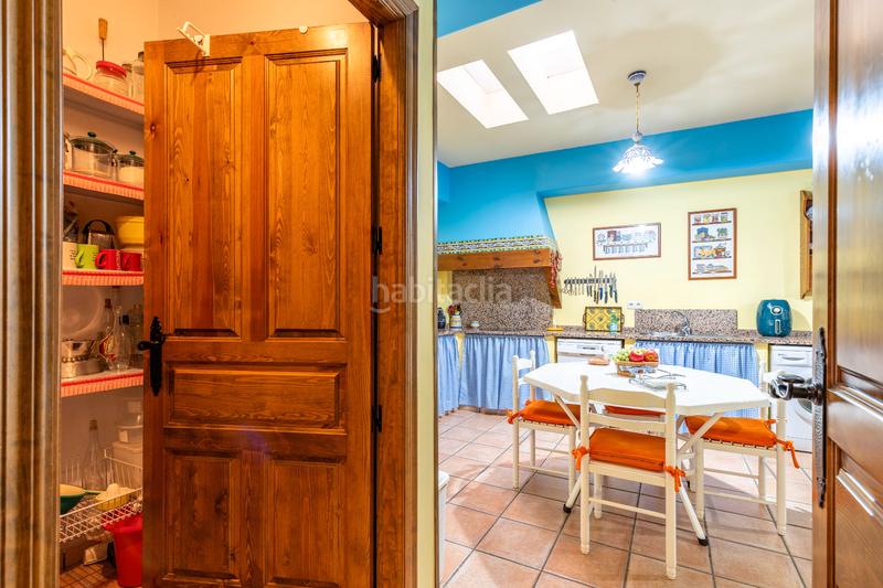 Foto d9f58db6-cc5e-4a68-b9cb-cbe30591bf74. Casa a schiera con riscaldamento parcheggio in Casco Antiguo Talavera de la Reina