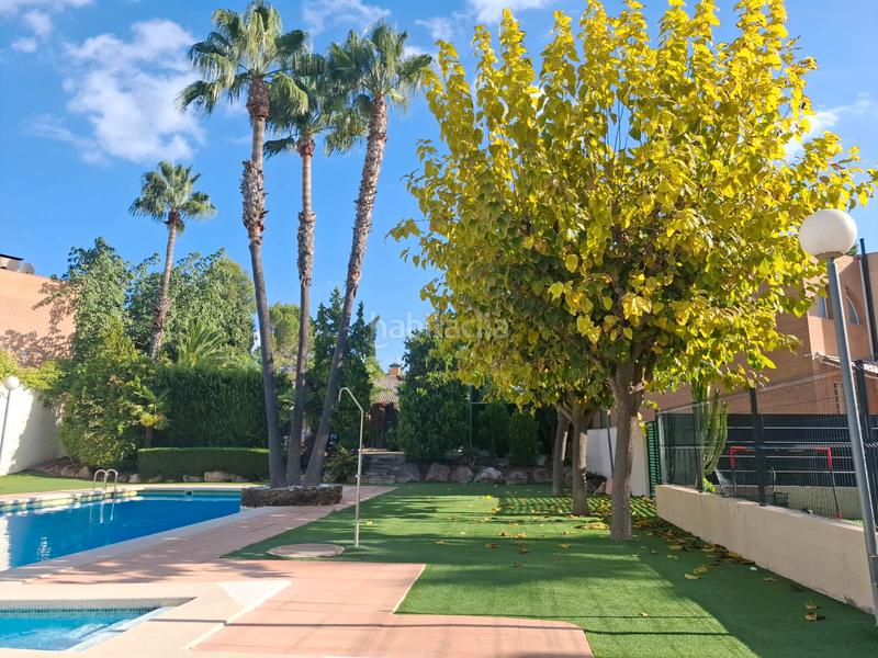 Foto e653fd60-34af-4b43-955c-e4de9eeab05c. Maison jumelée avec cheminée chauffage parking piscine dans Molina de Segura