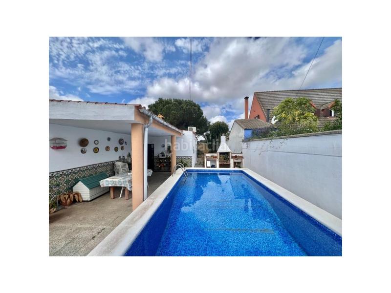 Foto a078cf6c-a3af-416a-b611-b09968ec44cb. Haus mit parking pool in La Motilla - Fuente del Rey Dos Hermanas