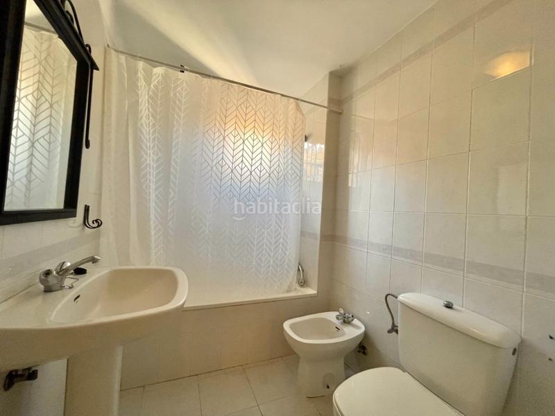 Foto 65a85925-dbba-4075-a9dd-b6550776bd5b. Chalet avec parking dans Vista Azul - Consolación Dos Hermanas