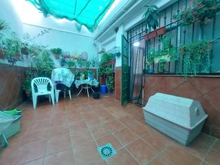 Casa in Arco Norte - Avda España. Estupenda casa de doble planta en la zona de las ganchozas dos h