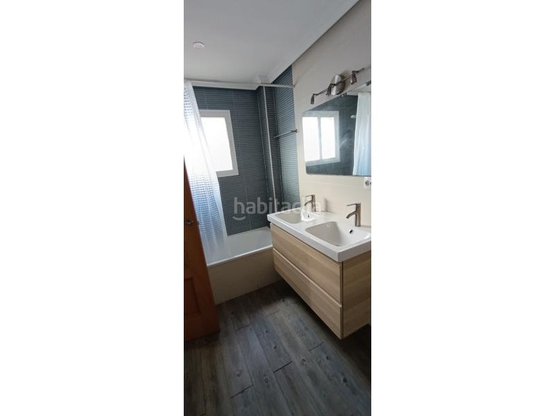 Foto 6893cc40-31ec-4e85-bac4-d5d8f9ba43ba. Chalet fantástico adosado en Trigueros