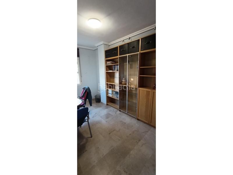 Foto cd099af6-af2c-46c5-8bbd-29878216d2f8. Chalet fantástico adosado en Trigueros