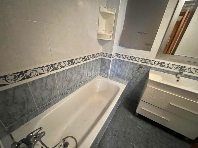 Foto b2222fc4-72f7-40f7-aabd-154a2e10cc64. Pis a Centro - Doña Mercedes Dos Hermanas