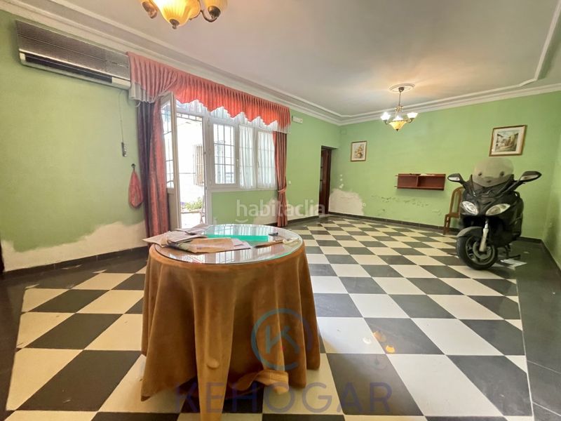 Foto a57825f8-4668-422f-958f-8dfd09f98f24. Casa a Centro - Doña Mercedes Dos Hermanas