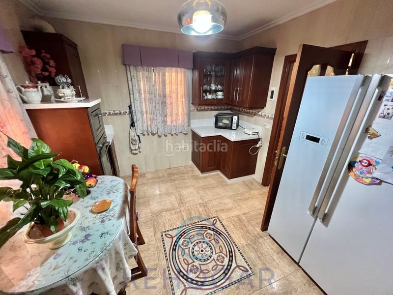 Foto da1b3041-3e67-44b0-999c-8eb8de453756. Xalet a Arco Norte - Avda España Dos Hermanas