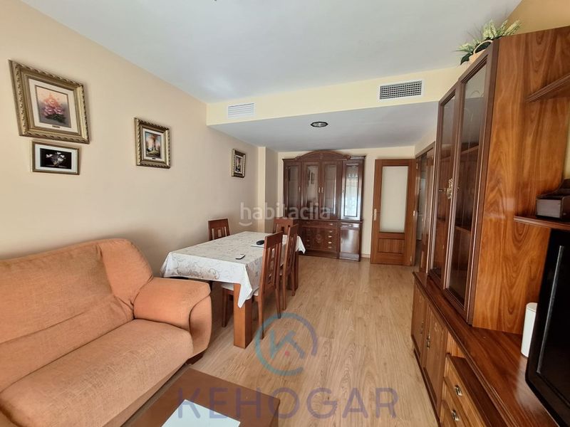 Foto 34da9136-6463-4b1d-89dc-0779d28a70ba. Casa amb aparcament a Arco Norte - Avda España Dos Hermanas