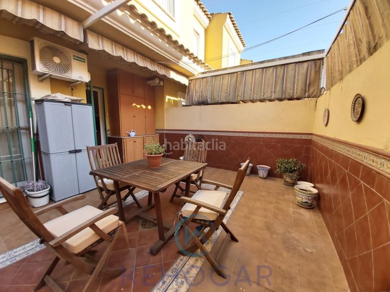 Foto 4c555ba4-e90f-42e2-8cfe-abdde5438f8c. Casa amb aparcament a Arco Norte - Avda España Dos Hermanas