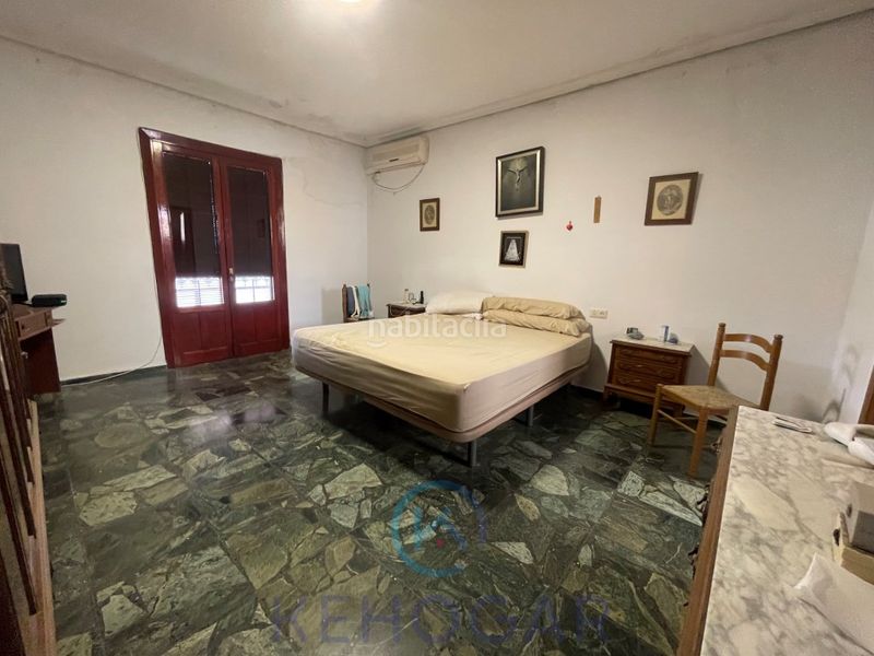 Foto 61209abc-e156-4a5b-bd6f-e853bd388874. Casa amb aparcament a Centro - Doña Mercedes Dos Hermanas