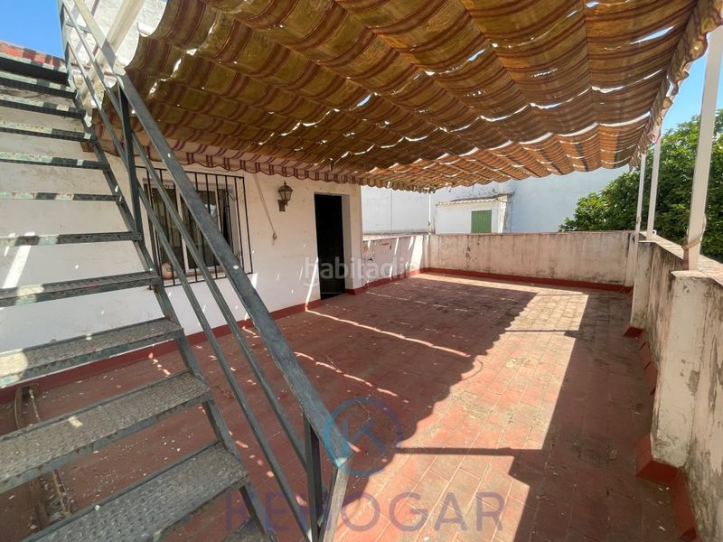 Foto 77acc661-e633-4c75-ac53-c2de74100111. Casa amb aparcament a Centro - Doña Mercedes Dos Hermanas