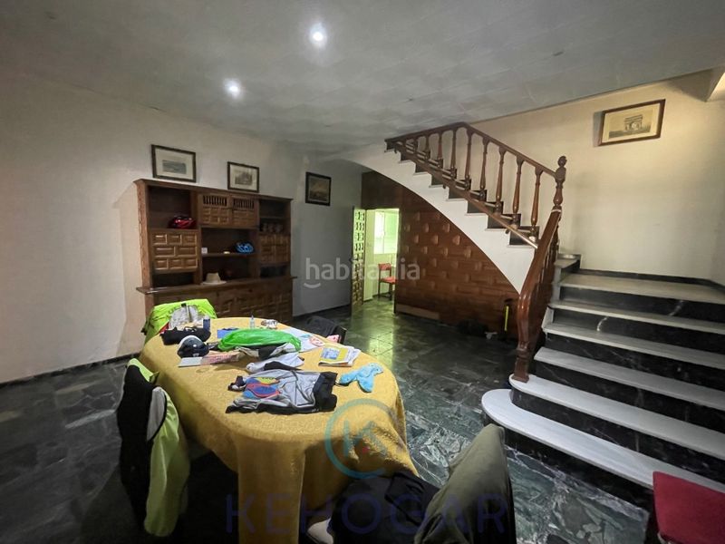 Foto 803d136c-c739-497e-8973-eededf06de57. Casa amb aparcament a Centro - Doña Mercedes Dos Hermanas