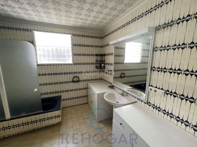 Foto 955561ce-51f6-4387-b5a1-030e2742a83e. Casa amb aparcament a Centro - Doña Mercedes Dos Hermanas