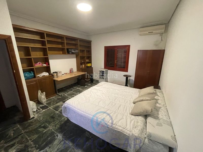 Foto f2fbff9e-cdf2-4724-83ca-06345c89a0aa. Casa amb aparcament a Centro - Doña Mercedes Dos Hermanas
