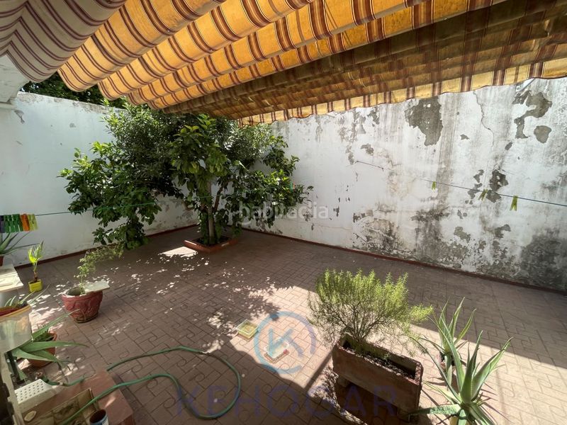 Foto f953113e-999a-4a78-b9be-03a0cc2883a8. Casa amb aparcament a Centro - Doña Mercedes Dos Hermanas