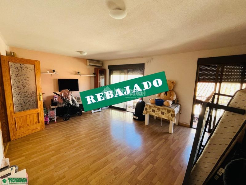 Foto da80f0c4-d6ac-4f60-bf29-45f0723fe65f. Piso  en venta en Méntrida