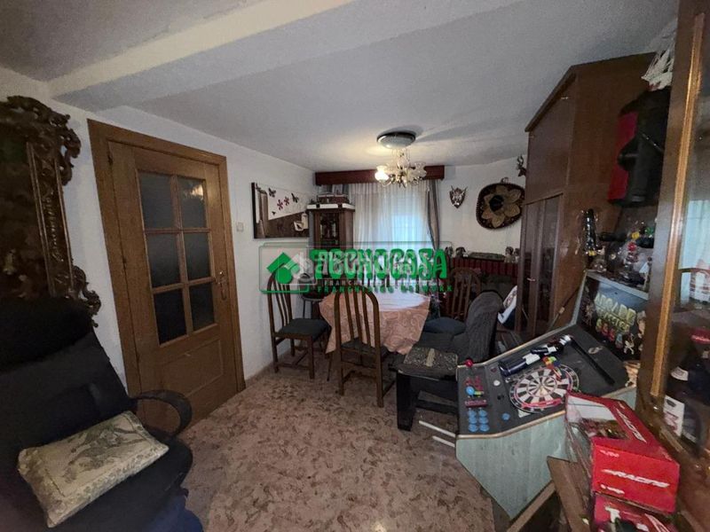 Foto 63ebb224-a19a-48f9-b131-1e8ab72a20bf. Casa pareada casa en venta en Méntrida