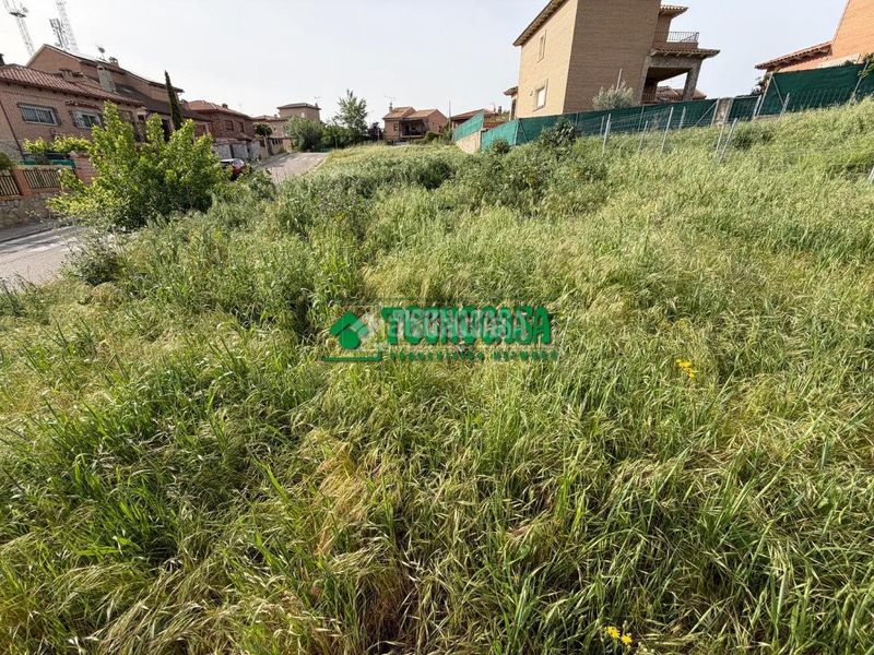 Foto 6ccbc006-4320-4cce-8c51-952881fe931e. Terreny residencial a Méntrida