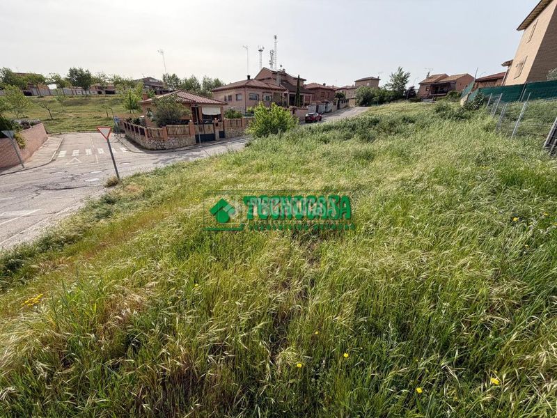 Foto 9b83d2e6-0418-4bac-9994-136521bca010. Terreny residencial a Méntrida