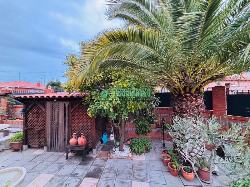 Foto 25c0d9ad-f331-4326-9160-487bbba4a511. Casa a Méntrida