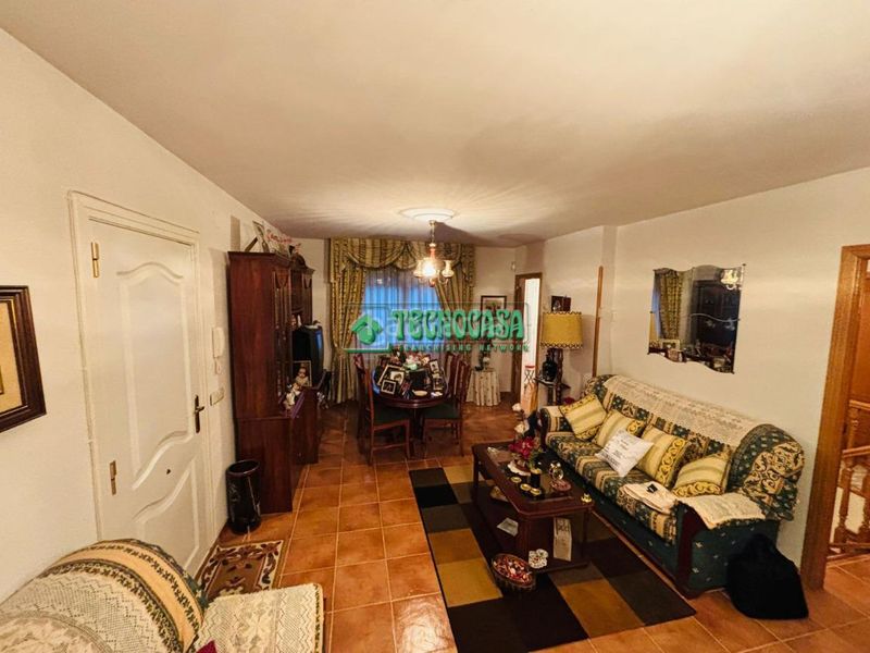 Foto 8085f6d8-b965-4556-919d-52fc2726599b. Casa a Méntrida