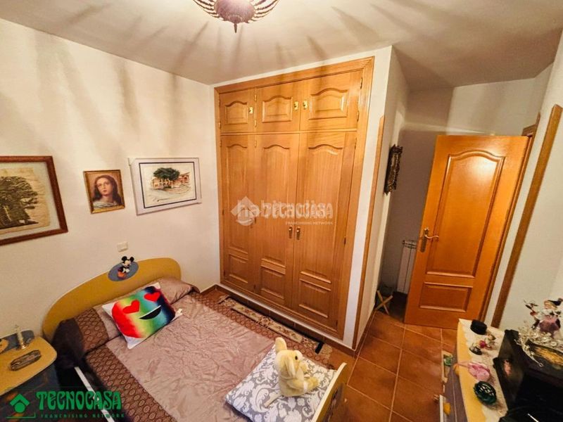 Foto be226696-b299-4ab7-a479-bf61a8a88c95. Casa amb aparcament a Méntrida