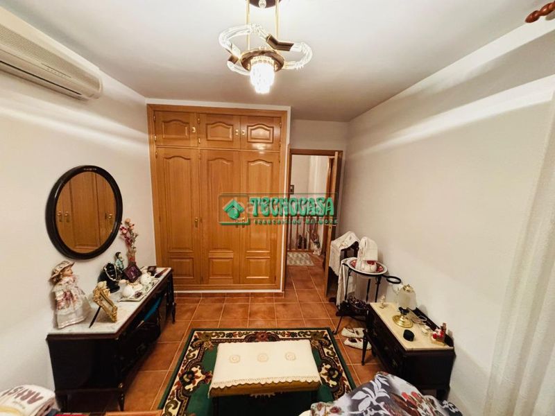 Foto d1008e03-9833-4288-b63b-3d9581059283. Casa a Méntrida