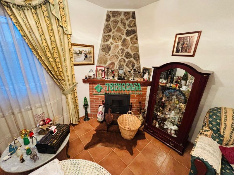 Foto d5526842-0ea8-415c-8086-3115dabb5172. Casa a Méntrida