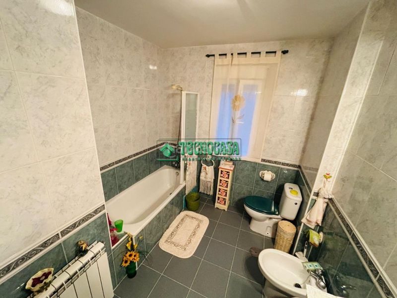 Foto d7c8d9e7-6c95-41f9-8fb7-74695ed9f3f3. Casa a Méntrida