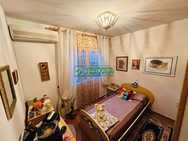 Foto e8424ae6-cefa-4342-a580-55fc84360fe5. Casa a Méntrida