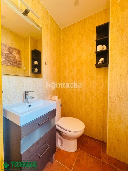 Foto 0d2c7bf7-11bb-4f56-ba9c-2886dce6d095. Casa aparellada amb calefacció a Méntrida