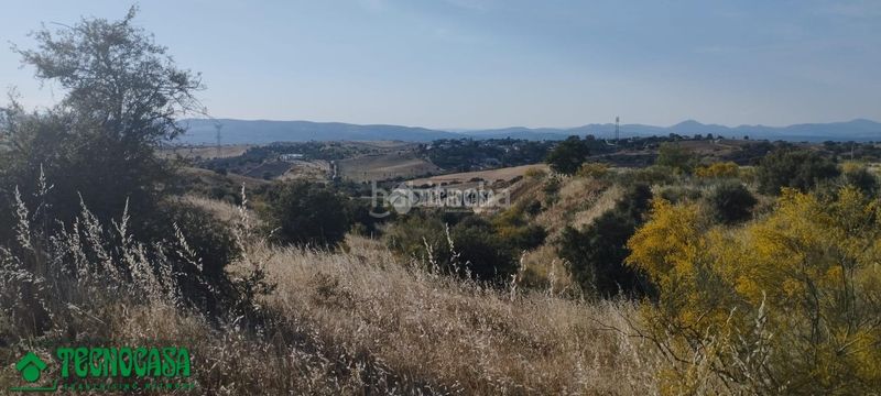Foto bac9474e-f62a-4ad8-82fe-643f23c7d218. Finca rústica a Méntrida
