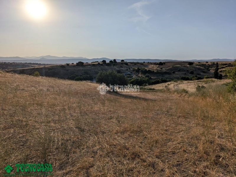Foto 06369e7b-6bef-40d0-bb92-0156c88e6031. Finca rústica terrenos en venta en Méntrida
