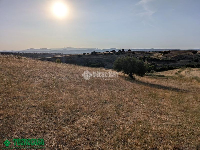 Foto 1005ea68-f5dd-4a24-9143-8089776368a2. Finca rústica terrenos en venta en Méntrida