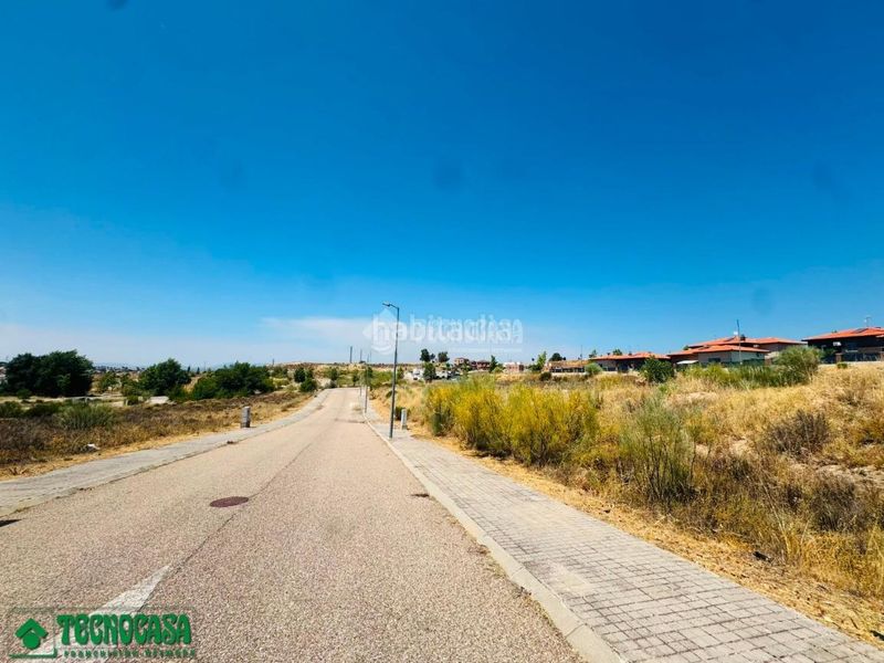 Foto b08a1b4f-f3de-40dd-9293-1e238b2b706e. Terreno residenziale in Méntrida