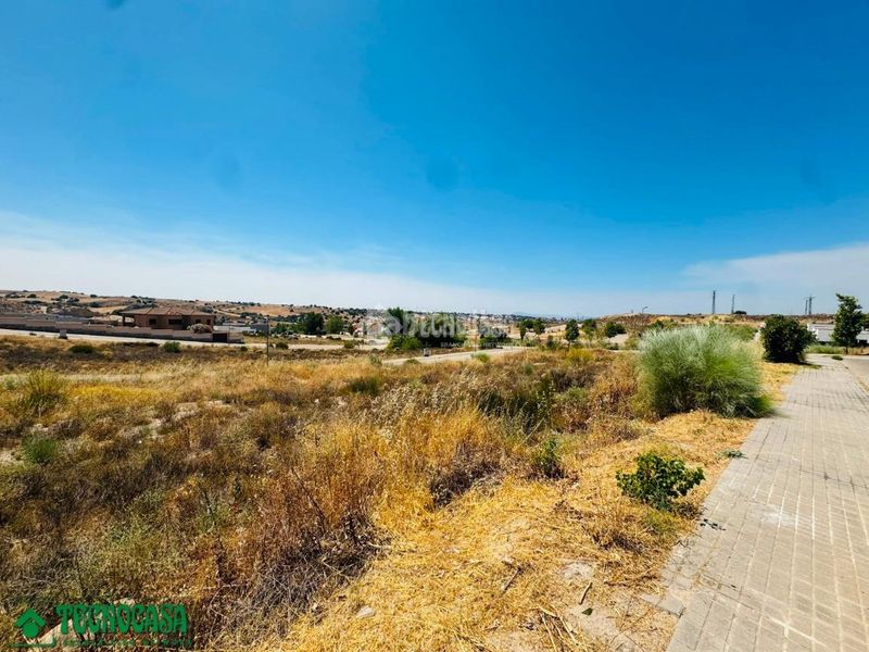Foto bfff633b-ccf6-4e06-8821-f91a02922021. Terreno residenziale in Méntrida