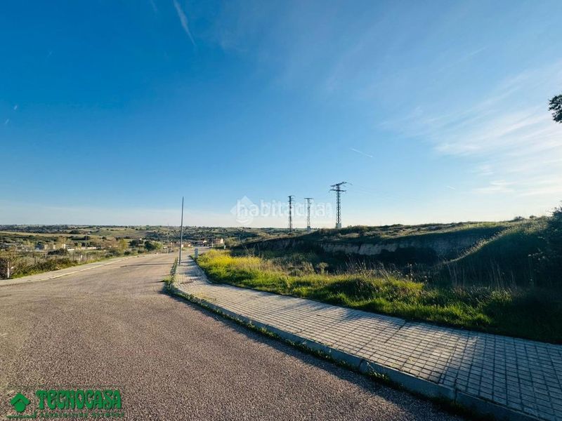 Foto 4987aace-d550-4c0e-bfd2-795db2f0f98f. Terreny residencial a Méntrida