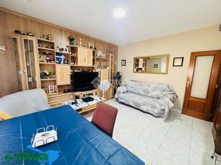 Maison jumelée à Méntrida. Casa en venta en méntrida