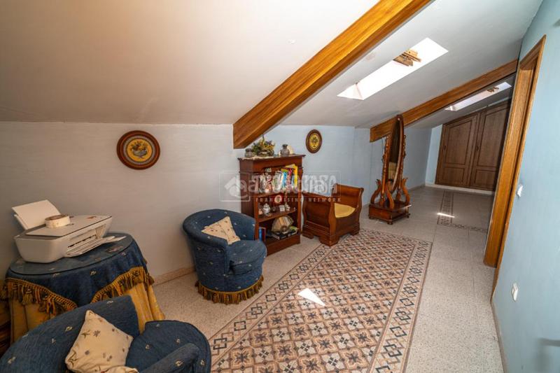 Foto 3b1d3eca-5a80-4a84-a2b3-5b020c1e3b1f. Attique dans Centro ciudad Linares