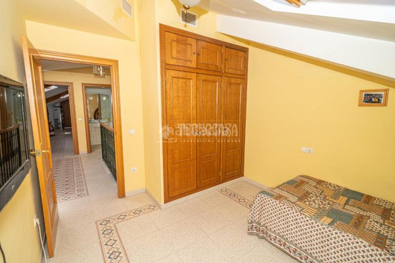 Foto ee030846-d964-416c-9135-24bc0c41fa01. Attique dans Centro ciudad Linares