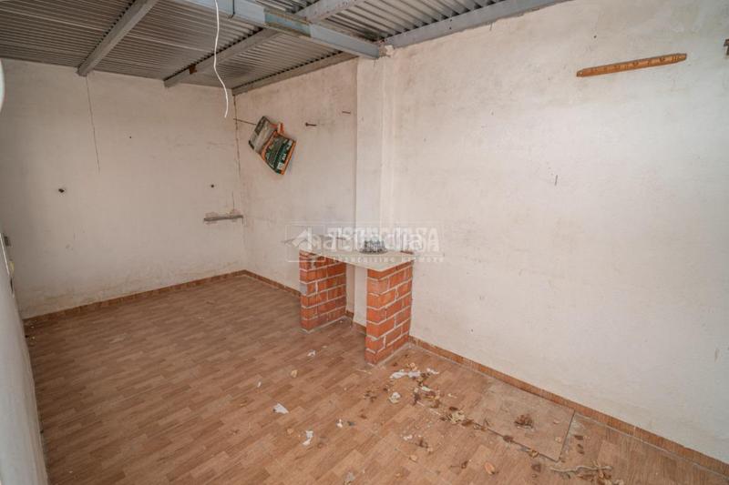 Foto 2600e261-1284-4a59-805b-86d0527e3131. Casa bifamiliare in Zona Hospital Linares