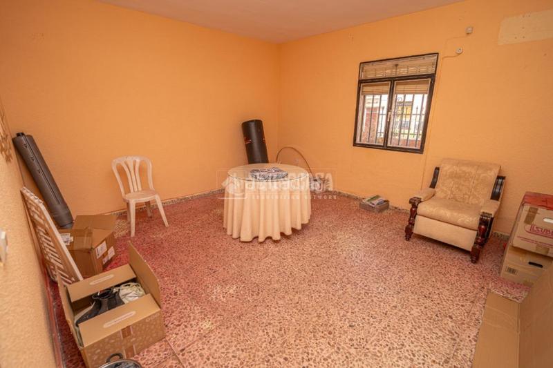 Foto c5d7193c-f2ba-440e-8d2a-a1835c331530. Casa bifamiliare in Zona Hospital Linares