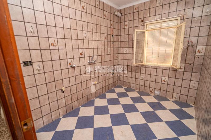 Foto c89dfbcb-e852-4d4b-bb9e-669126e49126. Casa bifamiliare in Zona Hospital Linares