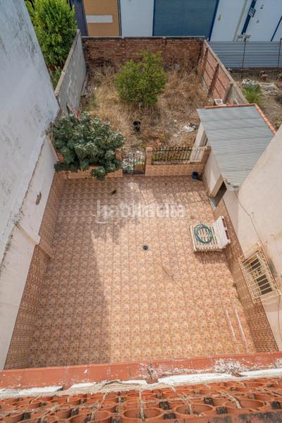 Foto d86bbe03-b6b6-4a02-8396-e1437bb5e743. Casa bifamiliare in Zona Hospital Linares