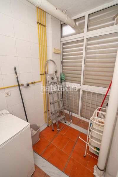 Foto 63795a51-7ab0-4962-a586-0d7763d6d2fc. Pis amb aparcament a Centro ciudad Linares