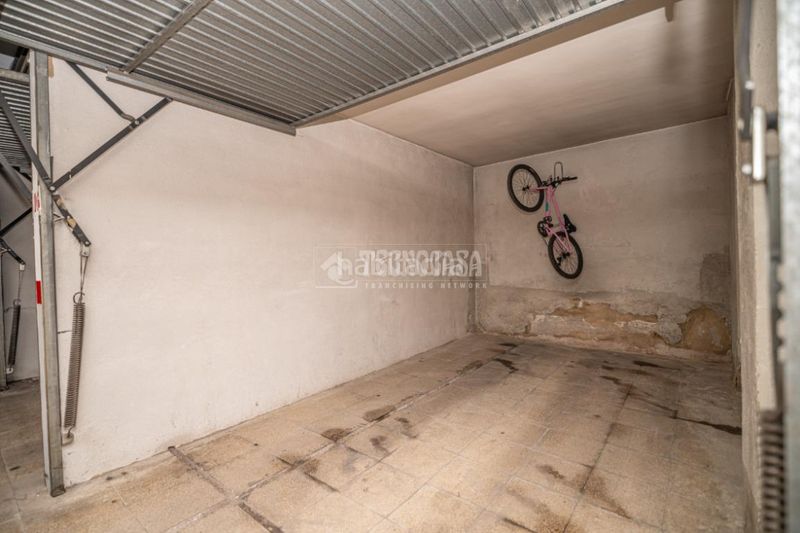 Foto 9d788a61-ceb1-42af-b57b-bf8a5227a237. Pis amb aparcament a Centro ciudad Linares