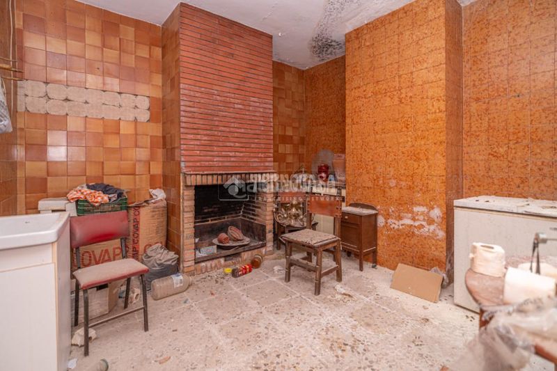 Foto 18838fca-d774-4ecf-a579-4dee6d28c8ab. Casa aparellada a Arrayanes Linares
