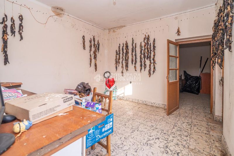 Foto 2a8588c7-ae11-49de-b5c7-1d28e011c829. Casa aparellada a Arrayanes Linares